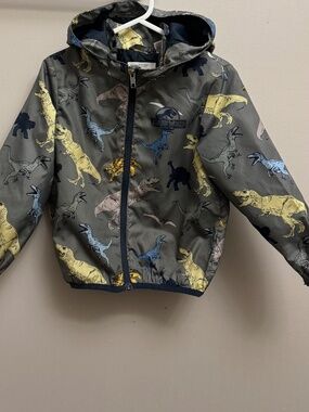 Jurassic World Coat 💚2 for 20💚